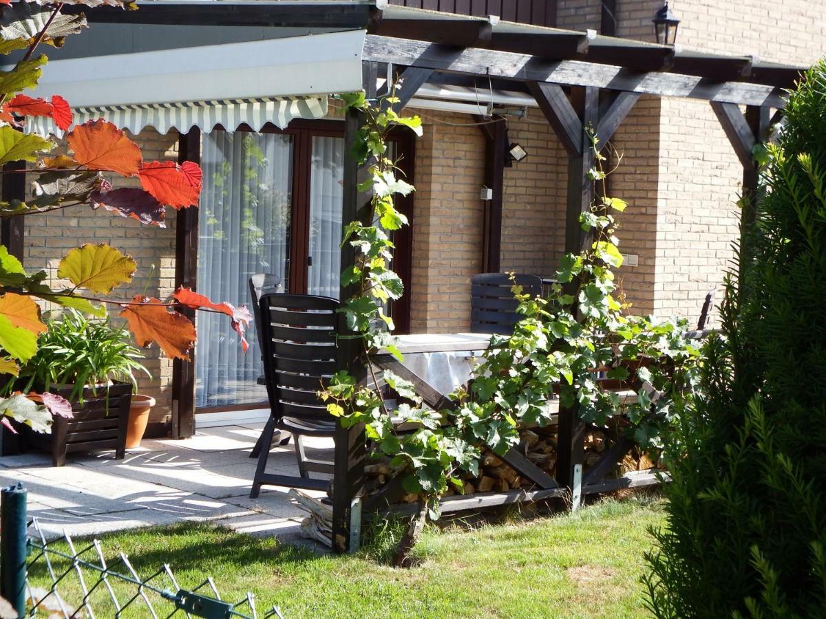 Nette Ferienwohnung Mit Eigenem Eingang Und Sonnenterrasse Idstein Ngoại thất bức ảnh