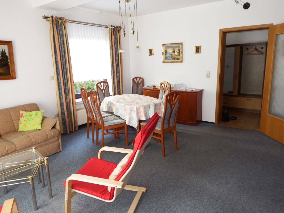Nette Ferienwohnung Mit Eigenem Eingang Und Sonnenterrasse Idstein Ngoại thất bức ảnh